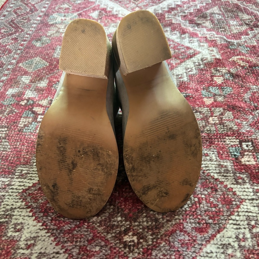 Steve Madden Nolla Suede Mule in Gray size 6M - Picture 3 of 9